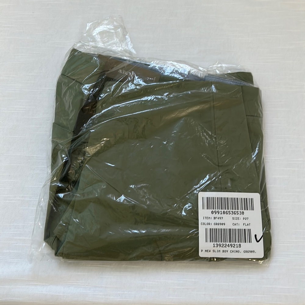 J Crew Petite patch-pocket slim boyfriend chino pant
Item BF497 - Picture 5 of 5